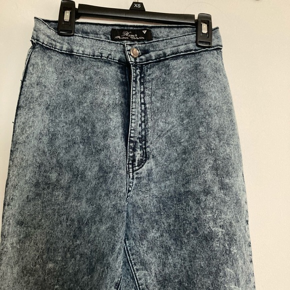 Acid washed jeans 2 for $20 - Picture 2 of 7